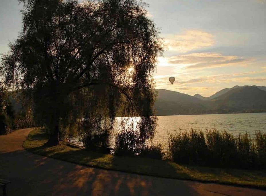 See- Und Bergblick In Bestlage Am テガーンゼー エクステリア 写真