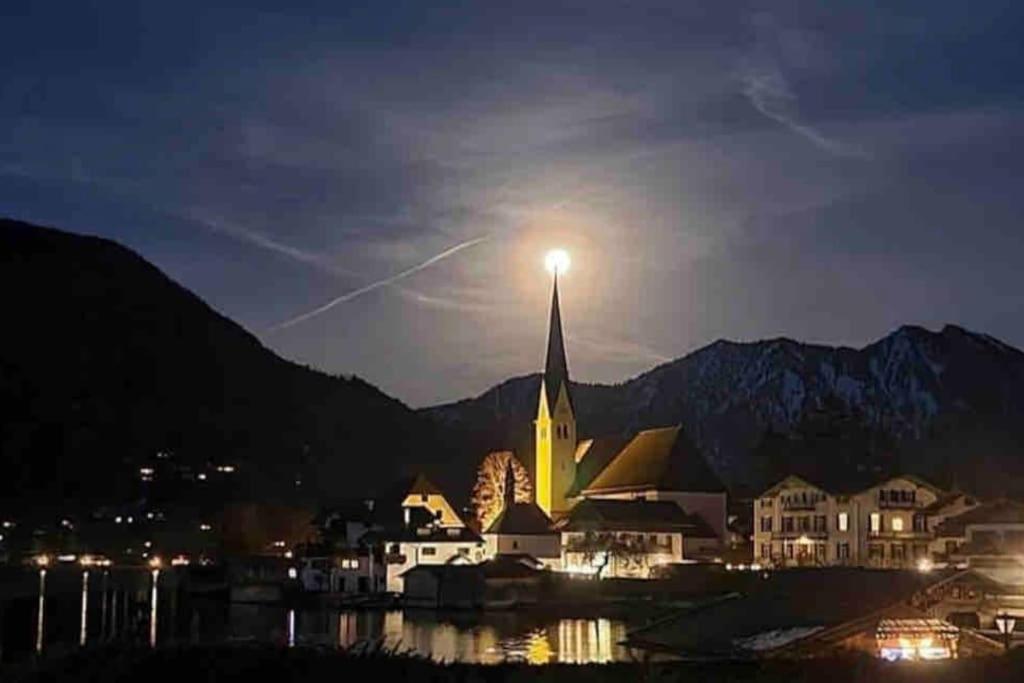 See- Und Bergblick In Bestlage Am テガーンゼー エクステリア 写真